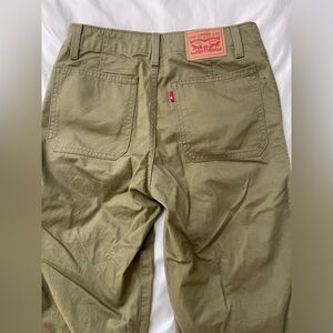 Levis,size 24,W24 L28,green